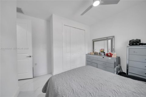 Купить виллу или дом в Лихай-Эйкерс, Флорида 3 спальни, 144.83м2, № 1996186 - фото 17