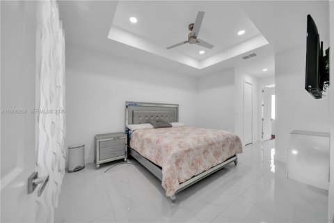 Купить виллу или дом в Лихай-Эйкерс, Флорида 3 спальни, 144.83м2, № 1996186 - фото 9