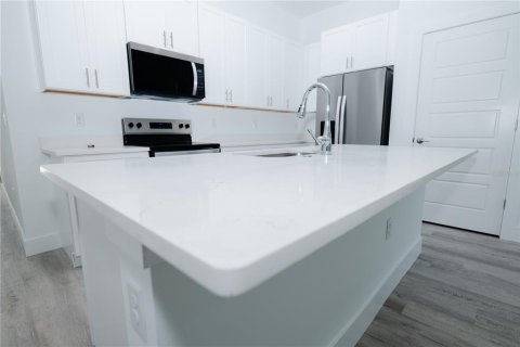 Apartment in Citrus Springs, Florida 3 bedrooms, 125.42 sq.m. № 2381266 - photo 8