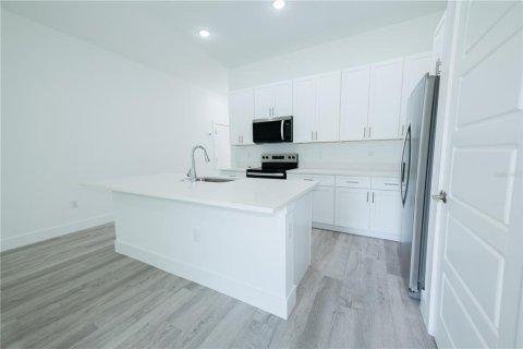 Apartment in Citrus Springs, Florida 3 bedrooms, 125.42 sq.m. № 2381266 - photo 23