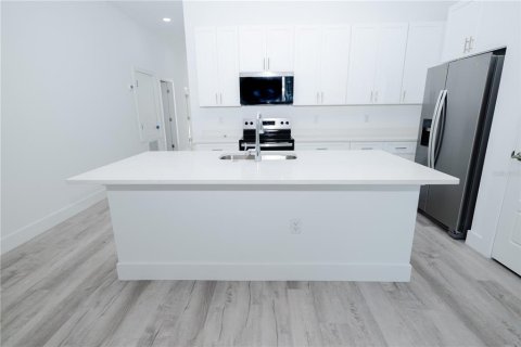 Apartment in Citrus Springs, Florida 3 bedrooms, 125.42 sq.m. № 2381266 - photo 9