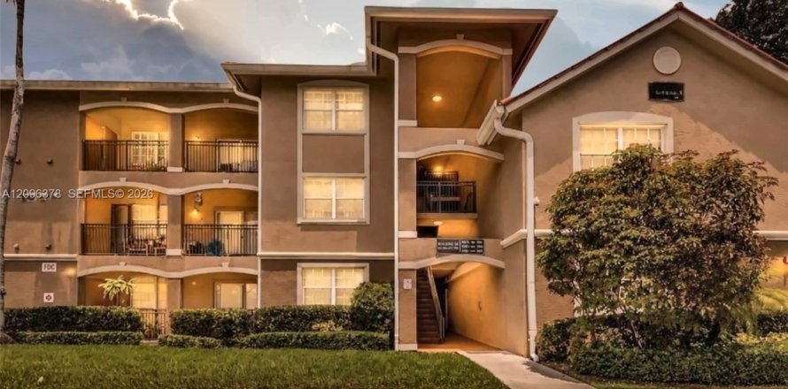 Condo à Pembroke Pines, Floride, 1 chambre  № 2390405