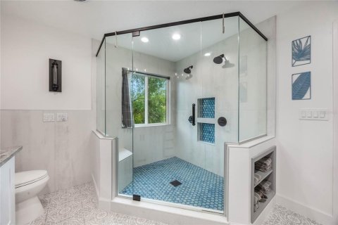 Villa ou maison à vendre à Longwood, Floride: 4 chambres, 277.13 m2 № 2142904 - photo 21