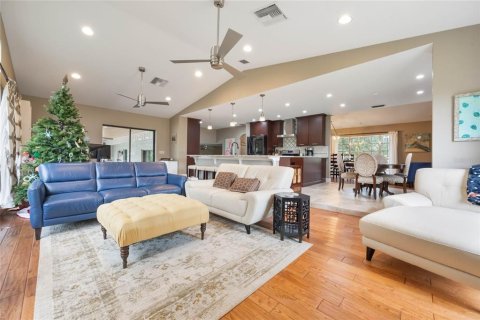Villa ou maison à vendre à Longwood, Floride: 4 chambres, 277.13 m2 № 2142904 - photo 8