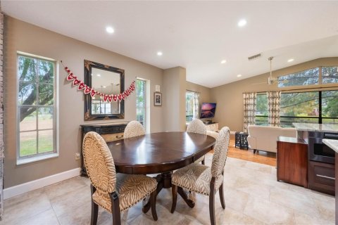 Villa ou maison à vendre à Longwood, Floride: 4 chambres, 277.13 m2 № 2142904 - photo 13