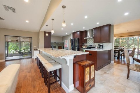 Villa ou maison à vendre à Longwood, Floride: 4 chambres, 277.13 m2 № 2142904 - photo 12