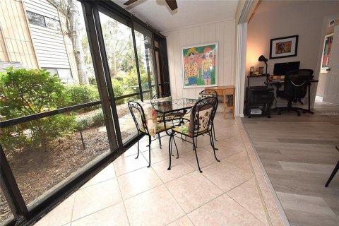 Condo in Sarasota, Florida, 2 bedrooms  № 1299709 - photo 10