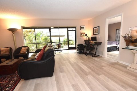 Condo in Sarasota, Florida, 2 bedrooms  № 1299709 - photo 16