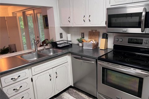 Villa ou maison à vendre à Hudson, Floride: 2 chambres, 103.68 m2 № 1847110 - photo 10