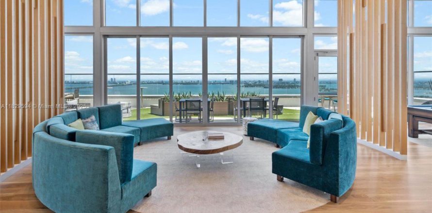 Appartement à Miami, Floride 1 chambre, 77.11 m2 № 1804171