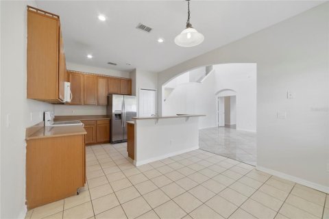 Villa ou maison à louer à Kissimmee, Floride: 4 chambres, 234.86 m2 № 1608729 - photo 6