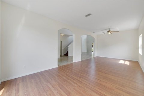 Villa ou maison à louer à Kissimmee, Floride: 4 chambres, 234.86 m2 № 1608729 - photo 2