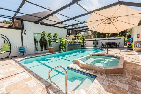 Villa ou maison à vendre à Naples, Floride: 6 chambres № 1982756 - photo 20