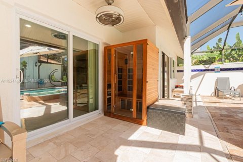 Villa ou maison à vendre à Naples, Floride: 6 chambres № 1982756 - photo 15