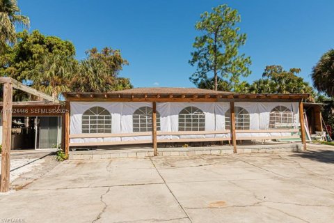 Villa ou maison à vendre à Naples, Floride: 6 chambres № 1982756 - photo 9