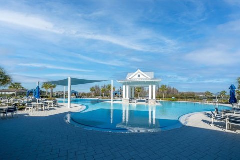 House in Land O' Lakes, Florida 2 bedrooms, 178 sq.m. № 2434492 - photo 28