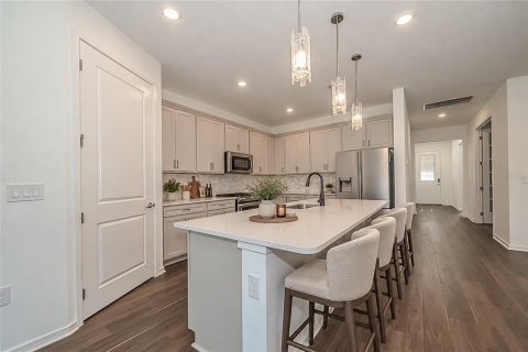 House in Land O' Lakes, Florida 2 bedrooms, 178 sq.m. № 2434492 - photo 6