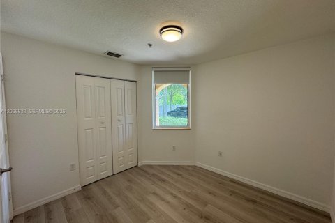 Copropriété à vendre à Doral, Floride: 3 chambres, 112.13 m2 № 2286477 - photo 16
