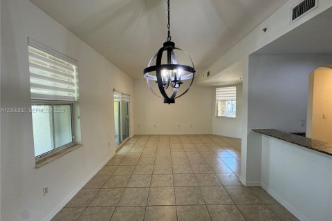 Copropriété à vendre à Doral, Floride: 3 chambres, 112.13 m2 № 2286477 - photo 9