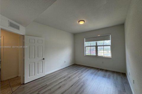 Copropriété à vendre à Doral, Floride: 3 chambres, 112.13 m2 № 2286477 - photo 25