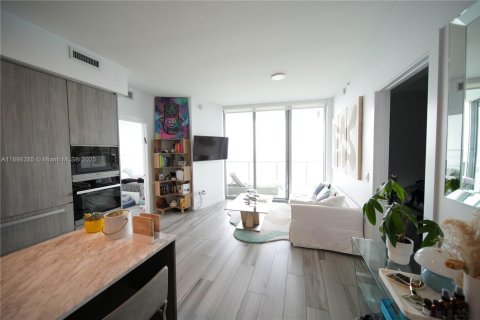 Condominio en venta en Miami, Florida, 2 dormitorios, 105.63 m2 № 1952162 - foto 20