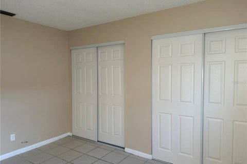 Apartamento en alquiler en Saint Petersburg, Florida, 2 dormitorios, 65.03 m2 № 1912309 - foto 8