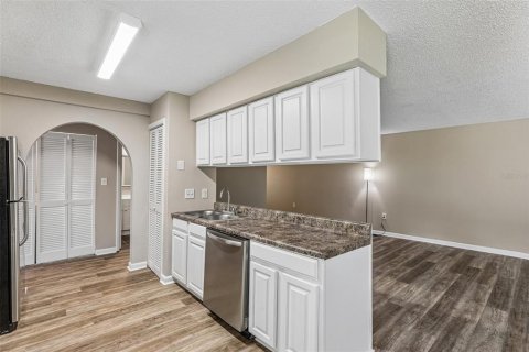 Condominio en venta en Leesburg, Florida, 2 dormitorios, 141.03 m2 № 2106541 - foto 9