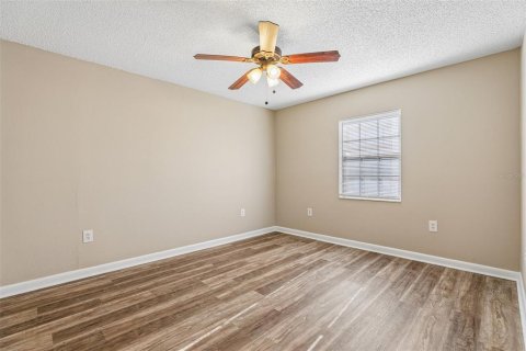 Condominio en venta en Leesburg, Florida, 2 dormitorios, 141.03 m2 № 2106541 - foto 13