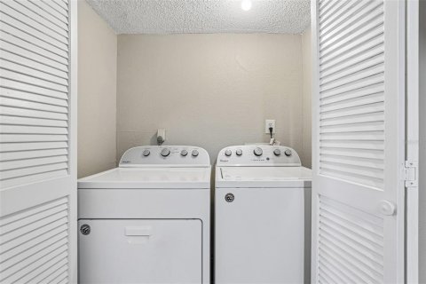 Condominio en venta en Leesburg, Florida, 2 dormitorios, 141.03 m2 № 2106541 - foto 21