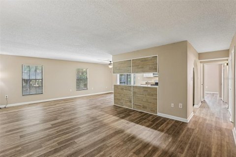 Condominio en venta en Leesburg, Florida, 2 dormitorios, 141.03 m2 № 2106541 - foto 10