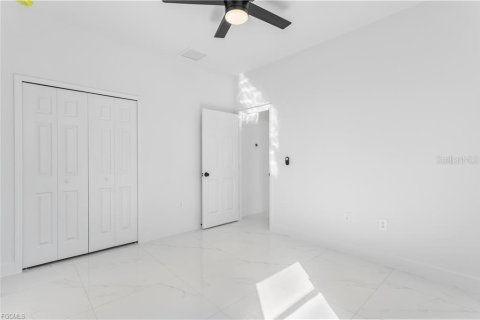 House in Lehigh Acres, Florida 3 bedrooms, 123 sq.m. № 2394279 - photo 14