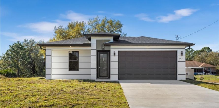 House in Lehigh Acres, Florida 3 bedrooms, 123 sq.m. № 2394279