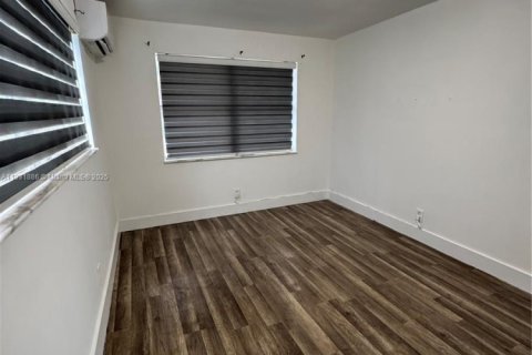 Appartement à louer à Dania Beach, Floride: 1 chambre, 159.98 m2 № 1809733 - photo 4