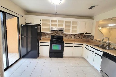 Touwnhouse à louer à Apopka, Floride: 2 chambres, 110 m2 № 2109680 - photo 7