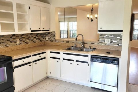 Touwnhouse à louer à Apopka, Floride: 2 chambres, 110 m2 № 2109680 - photo 6