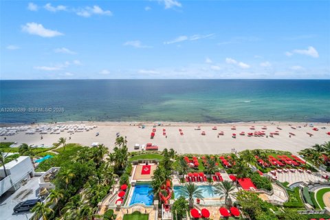 Condo à Sunny Isles Beach, Floride, 4 chambres № 2295971