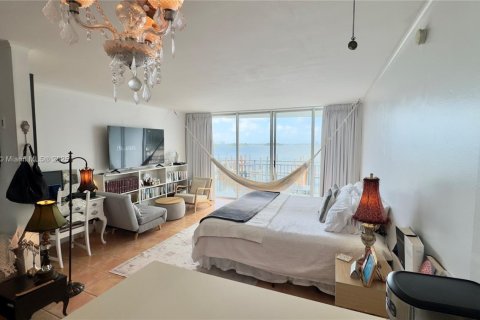 Купить кондоминиум в Майами, Флорида 48.4м2, № 1977603 - фото 11