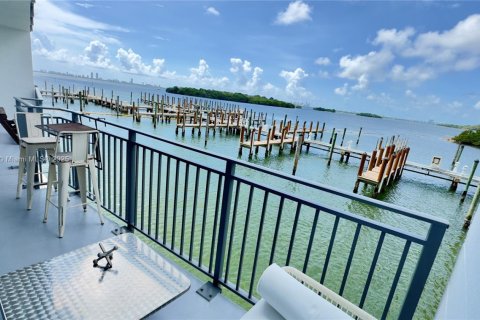 Купить кондоминиум в Майами, Флорида 48.4м2, № 1977603 - фото 8