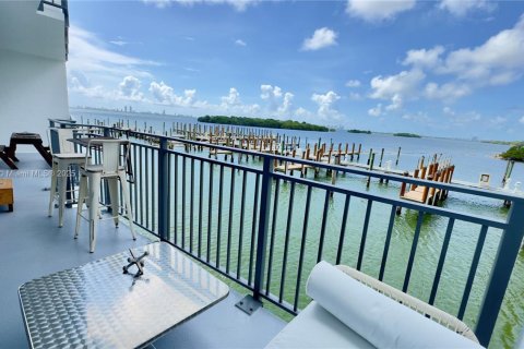 Купить кондоминиум в Майами, Флорида 48.4м2, № 1977603 - фото 1