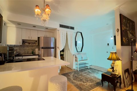 Купить кондоминиум в Майами, Флорида 48.4м2, № 1977603 - фото 15