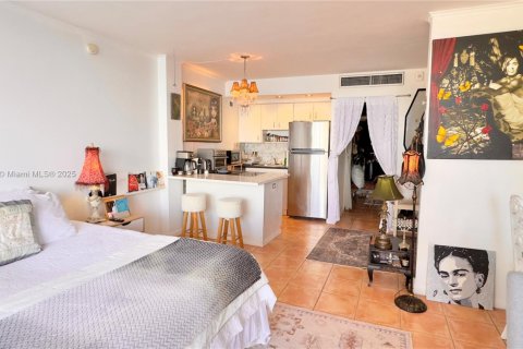 Купить кондоминиум в Майами, Флорида 48.4м2, № 1977603 - фото 13