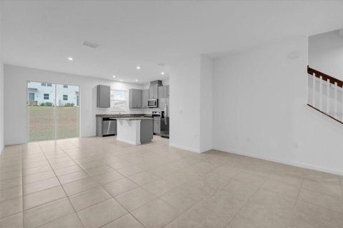 Adosado en alquiler en Kissimmee, Florida, 3 dormitorios, 144 m2 № 2156187 - foto 4
