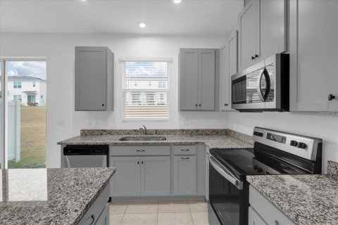 Adosado en alquiler en Kissimmee, Florida, 3 dormitorios, 144 m2 № 2156187 - foto 8