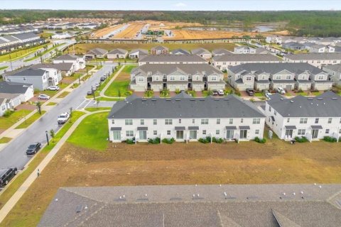 Adosado en alquiler en Kissimmee, Florida, 3 dormitorios, 144 m2 № 2156187 - foto 26