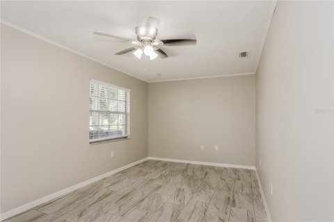 House in Winter Haven, Florida 3 bedrooms, 122.91 sq.m. № 1895218 - photo 11