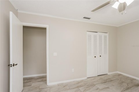 House in Winter Haven, Florida 3 bedrooms, 122.91 sq.m. № 1895218 - photo 10