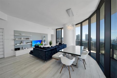 Купить кондоминиум в Майами, Флорида 3 спальни, 119.84м2, № 2035890 - фото 6