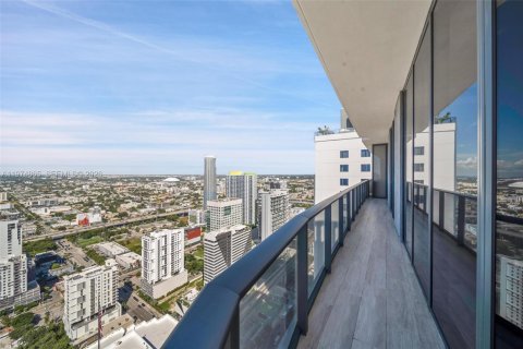 Купить кондоминиум в Майами, Флорида 3 спальни, 119.84м2, № 2035890 - фото 16