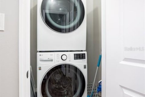 Снять в аренду квартиру в Сарасота, Флорида 1 комната, 76.18м2, № 220113 - фото 18