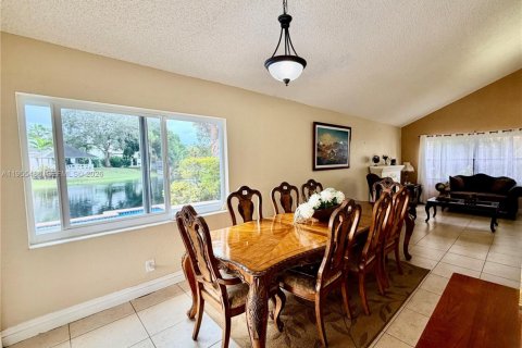 Casa en alquiler en Cooper City, Florida, 4 dormitorios, 224.17 m2 № 2009560 - foto 8